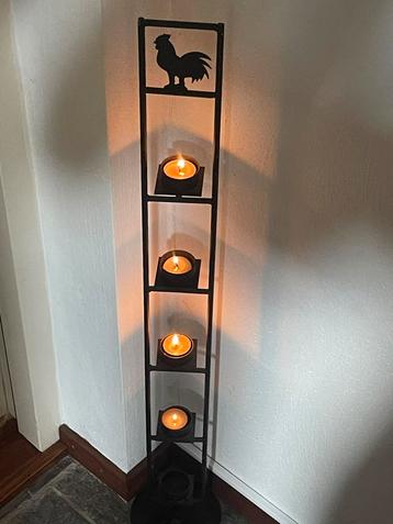 Kaarstoren / waxinelamp beschikbaar voor biedingen