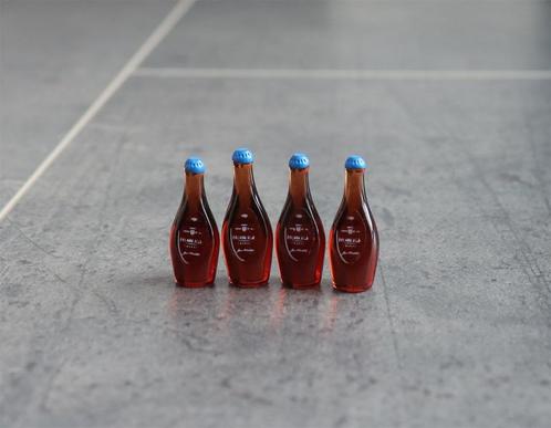 Flesje cognac fles drank miniatuur nieuw 1:12 - 1 st nb, Verzamelen, Poppenhuizen en Toebehoren, Nieuw, Decoratie, Ophalen of Verzenden