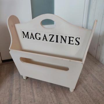 Rivièra Maison houten tijdschriftenrek 25 x 55 cm 45 cm hoog beschikbaar voor biedingen