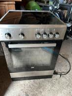 Beko elektrisch fornuis - kookplaat, Witgoed en Apparatuur, Fornuizen, Ophalen, Keramisch, 4 kookzones, Zo goed als nieuw