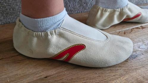 IWA turnschoenen maat 40 (IWA 402), Sport en Fitness, Turnen, Zo goed als nieuw, Turnschoenen, Maat 36 t/m 42, Wit, Ophalen of Verzenden