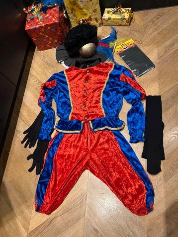 Pietenpak rood blauw maat 152 nieuw handwerk sinterklaas beschikbaar voor biedingen