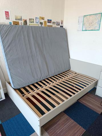 IKEA 140x200 Bed (Gursken bed and Luroy lattenbodem) - afbeelding 1