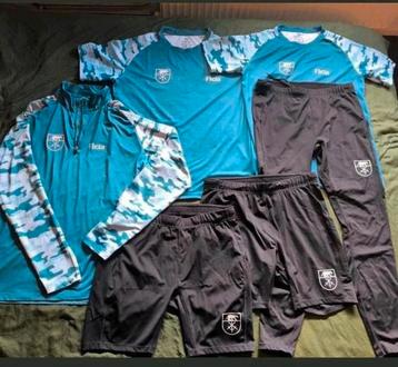 Sportkleding Firda school (GROP) leger beschikbaar voor biedingen