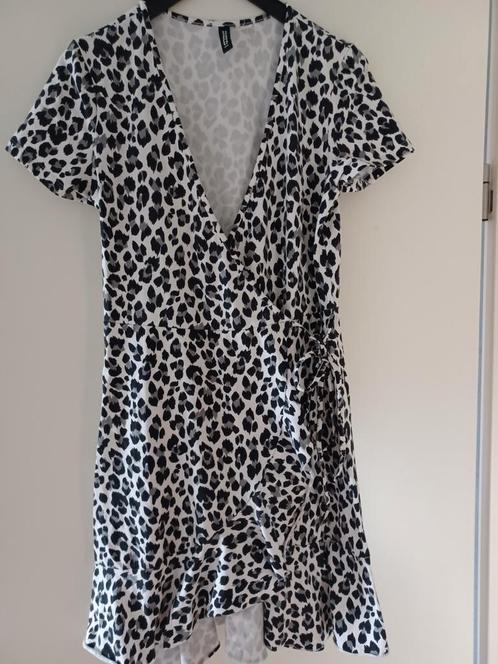 Overslag jurkje mt 36( 34), Kleding | Dames, Jurken, Zo goed als nieuw, Maat 36 (S), Wit, Boven de knie, Ophalen of Verzenden