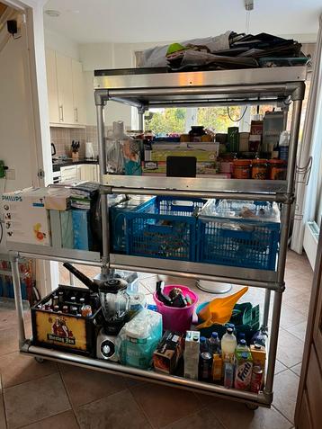 Stevige industriële voorraadkast op wielen beschikbaar voor biedingen