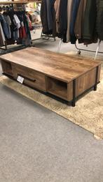 Eiken salontafel met zwart metaal, Huis en Inrichting, Tafels | Salontafels, Ophalen, Gebruikt, 100 tot 150 cm, 50 tot 100 cm