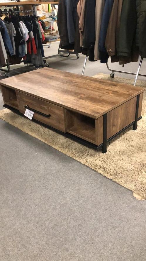 Eiken salontafel met zwart metaal, Huis en Inrichting, Tafels | Salontafels, Gebruikt, Minder dan 50 cm, 50 tot 100 cm, 100 tot 150 cm
