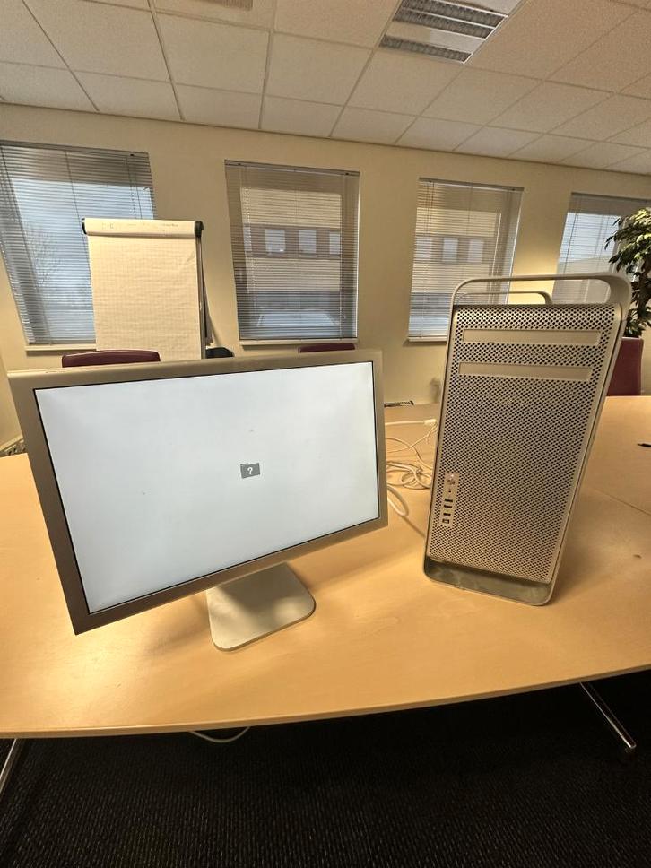 Mac Pro G5 met Cinema Display, Computers en Software, Apple Desktops, Gebruikt, Powermac, Onbekend, Onbekend, Ophalen