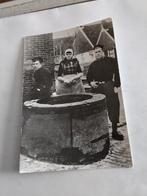 URK.   WATERPUT WIJK 4. KLEDERDRACHT, Ophalen of Verzenden, Klederdracht