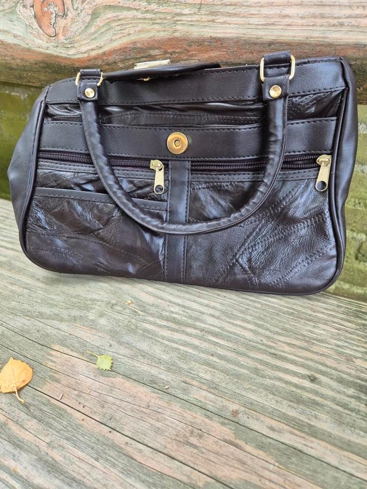 VINTAGE " Dames Handtas , NOOIT Gebruikt ., Sieraden, Tassen en Uiterlijk, Tassen | Damestassen, Zo goed als nieuw, Handtas, Bruin