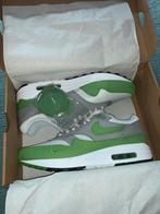 Patta x Nike Air Max 1 Chlorophyll 20th anniversary 44.5, Kleding | Heren, Schoenen, Wit, Nike, Nieuw, Ophalen of Verzenden