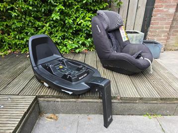 Maxi Cosi Pearl Smart + FamilyFix 2 Basis beschikbaar voor biedingen