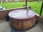 Jacuzzi (opblaasbaar) Zo goed als Nieuw, Tuin en Terras, Bubbelbaden en Hottubs, Ophalen, Zo goed als nieuw, Filter, Vast