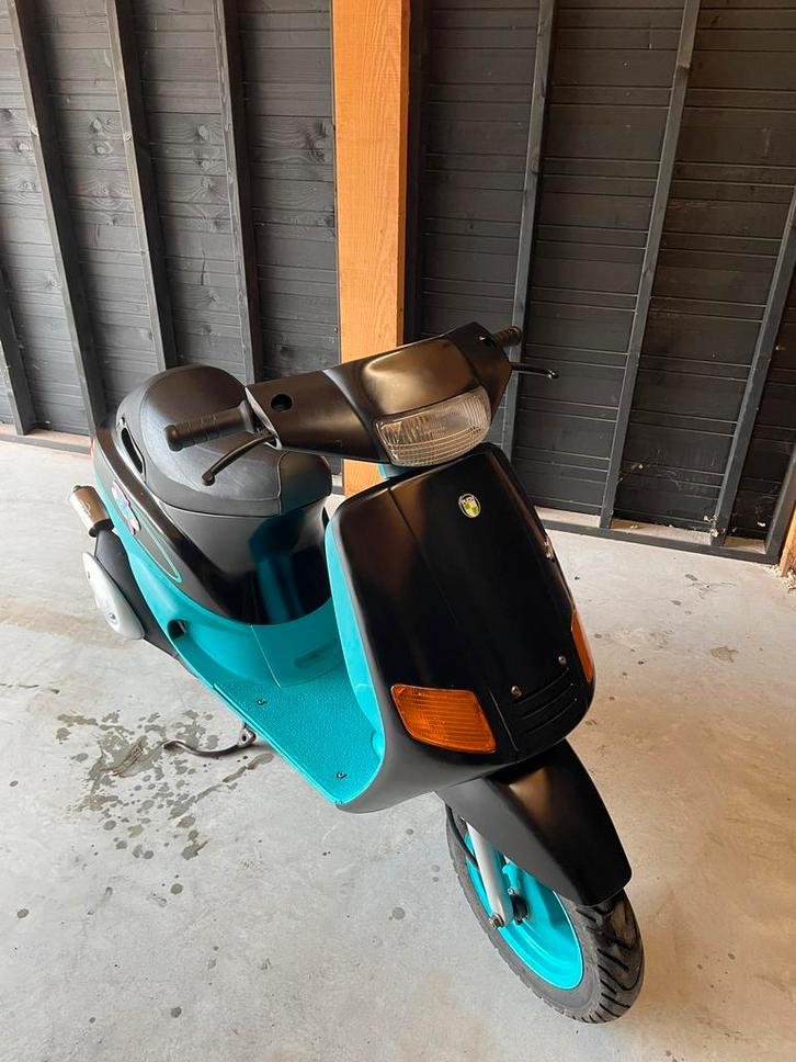 Puch zip type 1 70cc, Fietsen en Brommers, Scooters | Piaggio, Zo goed als nieuw, Zip, Maximaal 25 km/u, Tweetakt, Ophalen