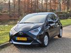 Toyota Aygo 1.0 Vvt-i 72pk 5D 2019 Zwart, Stof, 4 stoelen, Zwart, Origineel Nederlands