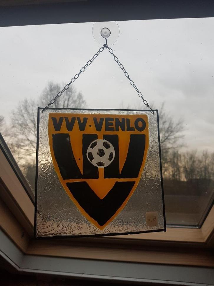 VVV Venlo raamhanger plexiglas Gratis, Sport en Fitness, Voetbal, Nieuw, Clubaccessoires, Maat XL, Ophalen of Verzenden