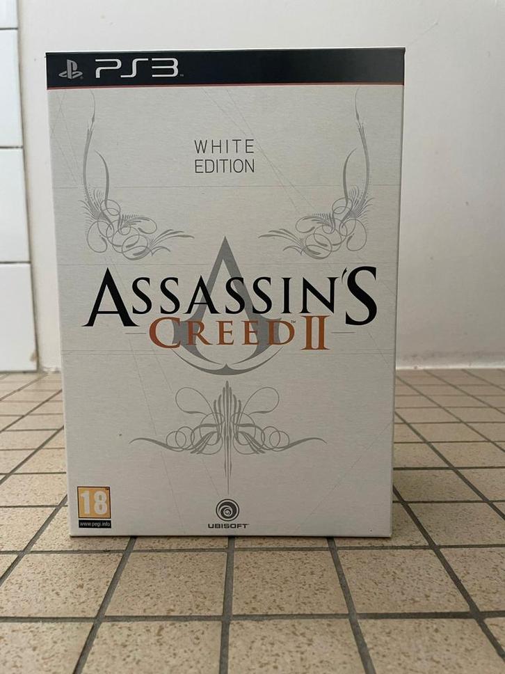 Assassin's Creed 2 White Edition PS3 + Figurine, Spelcomputers en Games, Games | Sony PlayStation 3, Zo goed als nieuw, Avontuur en Actie