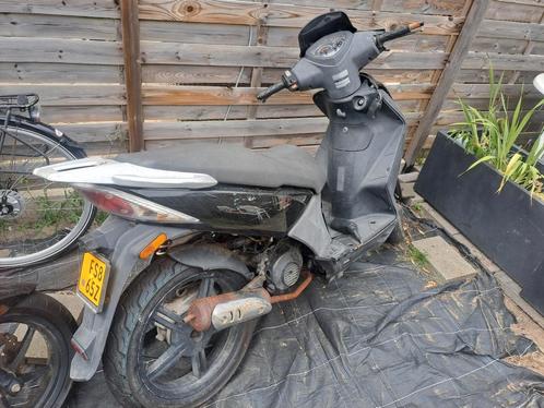 Kymco agilty 50cc 4 takt, Fietsen en Brommers, Scooters | Kymco, Gebruikt, Agility, Maximaal 45 km/u, Benzine, Ophalen