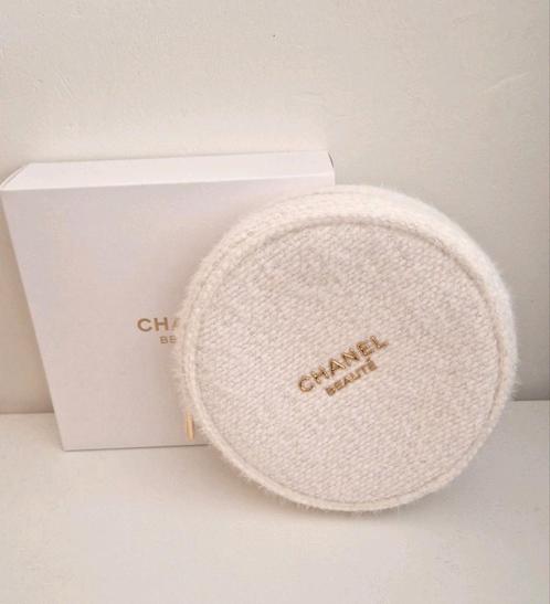 CHANEL - Prachtige Chanel box - NIEUW!, Sieraden, Tassen en Uiterlijk, Uiterlijk | Cosmetica en Make-up, Nieuw, Toebehoren, Gehele gezicht