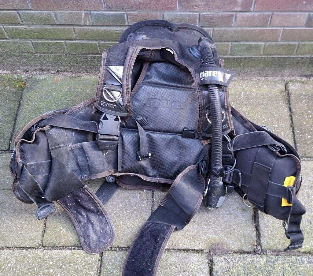 Mares M trimvest met (extra) pockets, Watersport en Boten, Duiken, Ophalen of Verzenden, Gebruikt, Trimvest of Wing