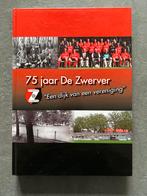 Jubileumboek De Zwever 75 jaar, Verzamelen, Sportartikelen en Voetbal, Boek of Tijdschrift, Overige binnenlandse clubs, Ophalen of Verzenden
