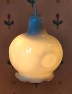 Lampje van geblazen glas wit met deukjes poppenhuis, Ophalen of Verzenden, Zo goed als nieuw, Poppenhuis