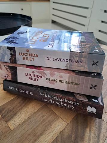 3 boeken, van o.a. Lucinda Riley beschikbaar voor biedingen
