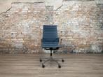 Vitra EA119 bij TheReSales, Ophalen of Verzenden, Zo goed als nieuw, Blauw, Bureaustoel