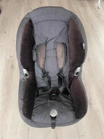 Maxi-Cosi autostoel beschikbaar voor biedingen