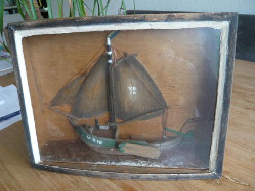 antieke modelboot uit Volendam de V D. 10, Hobby en Vrije tijd, Modelbouw | Boten en Schepen, Gebruikt, Overige merken, Ophalen of Verzenden