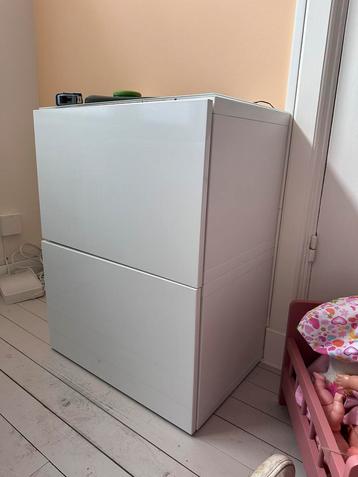 Ikea besta kast met deur en lade