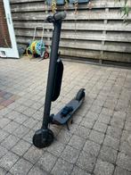 Segway Ninebot ES4 in hele goede staat., Fietsen en Brommers, Ophalen, Zo goed als nieuw, Elektrische step (E-scooter)