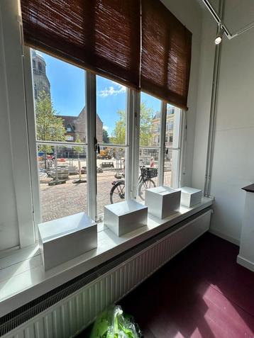 Etalage sokkels 4 beschikbaar voor biedingen