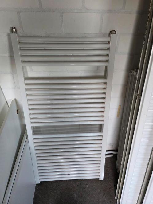 Diverse gebruikte radiatoren (afmetingen in beschrijving), Doe-het-zelf en Verbouw, Verwarming en Radiatoren, Gebruikt, Radiator