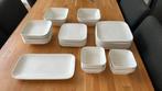 Servies 42 delig, wit vierkant ( borden en schalen ), Huis en Inrichting, Keuken | Servies, Ophalen of Verzenden, Gebruikt, Overige stijlen