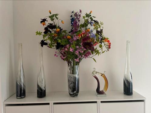 Glazen vazen set Italiaanse kunst 4 stuks, Huis en Inrichting, Woonaccessoires | Vazen, Zo goed als nieuw, Zwart, 50 tot 75 cm