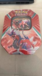 Pokémon Tins - Transcend Past & Future ex, Ophalen of Verzenden, Zo goed als nieuw, Overige typen, Foil