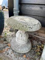 Tuintafeltje/sokkel van beton, Ophalen of Verzenden, Gebruikt, Beton, Tuinkabouter
