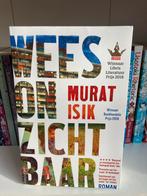 Wees Onzichtbaar - Murat Isik - Roman, Ophalen of Verzenden, Zo goed als nieuw, Nederland