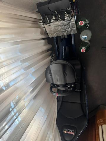 playseat redbull. beschikbaar voor biedingen