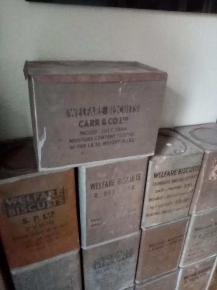 Welfare Biscuits Blikken Collectie (34 stuks), Verzamelen, Militaria | Tweede Wereldoorlog, Overige typen, Nederland, Ophalen of Verzenden