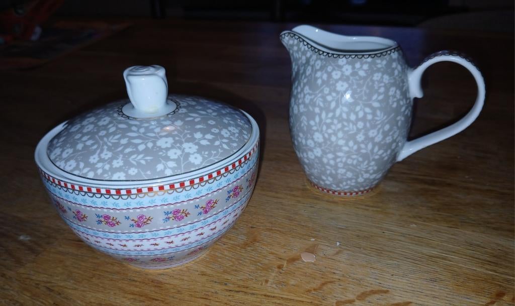 Pip studio melkkannetje en suikerpot, Overige typen, Ophalen of Verzenden, Zo goed als nieuw, Overige stijlen