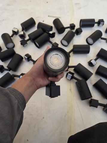 Lamp spots beschikbaar voor biedingen