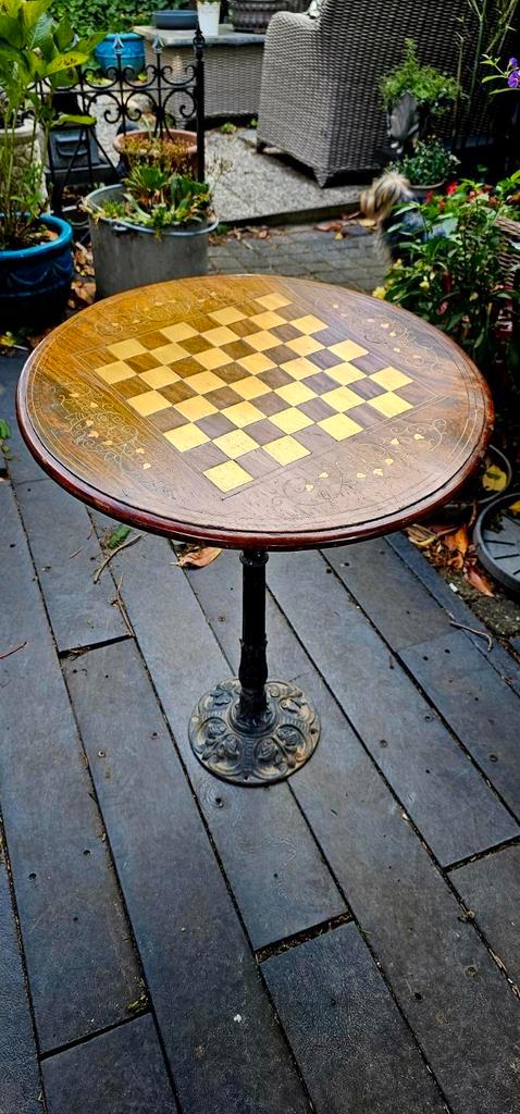 Antieke schaaktafel. Mahonie blad., Antiek en Kunst, Curiosa en Brocante, Ophalen