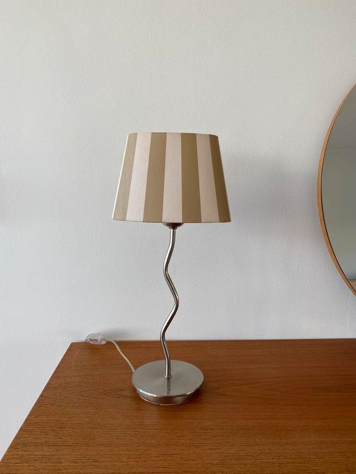 Vintage tafellamp chrome zigzag lamp, Huis en Inrichting, Lampen | Tafellampen, Gebruikt, Minder dan 50 cm, Kunststof, Metaal