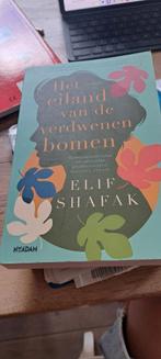 Elif Shafak het eiland van de verdwenen bomen, Europa overig, Ophalen of Verzenden, Zo goed als nieuw, Elif Shafak