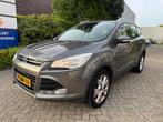 Ford Kuga 1.6 Titanium Airco, Panodak, Camera, Cruise, Voorwielaandrijving, 15 km/l, Gebruikt, Leder en Stof