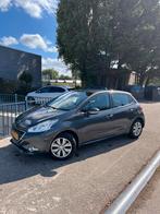 Peugeot 208 1.2 VTI 60KW/82PK 5-D 2013 Grijs, Auto's, Voorwielaandrijving, Stof, Zwart, Origineel Nederlands