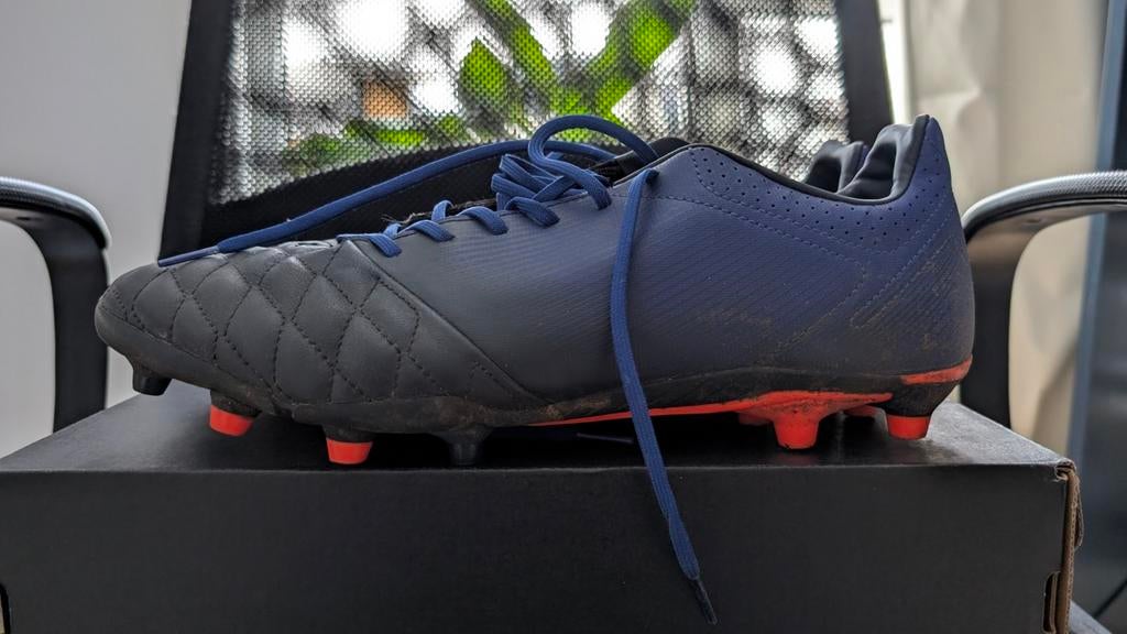 Voetbalschoenen - Goed Onderhouden, Ophalen of Verzenden, Gebruikt, Schoenen